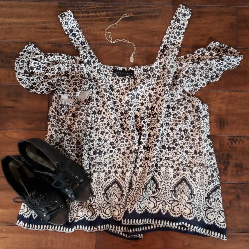 Sanctuary cold shoulder floral top